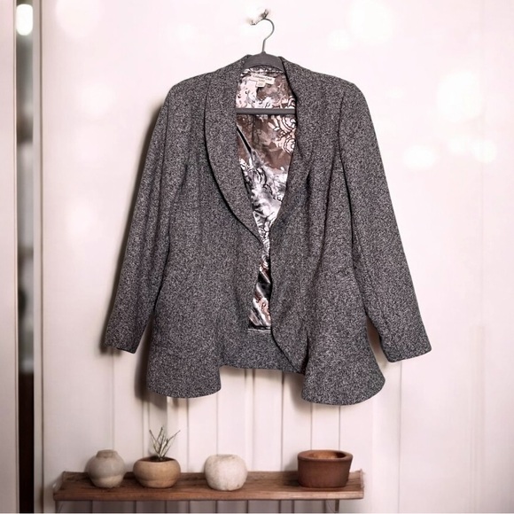 Coldwater Creek Bouclé Ruffle Hem Jacket – Size S (6-8) - Picture 6 of 10